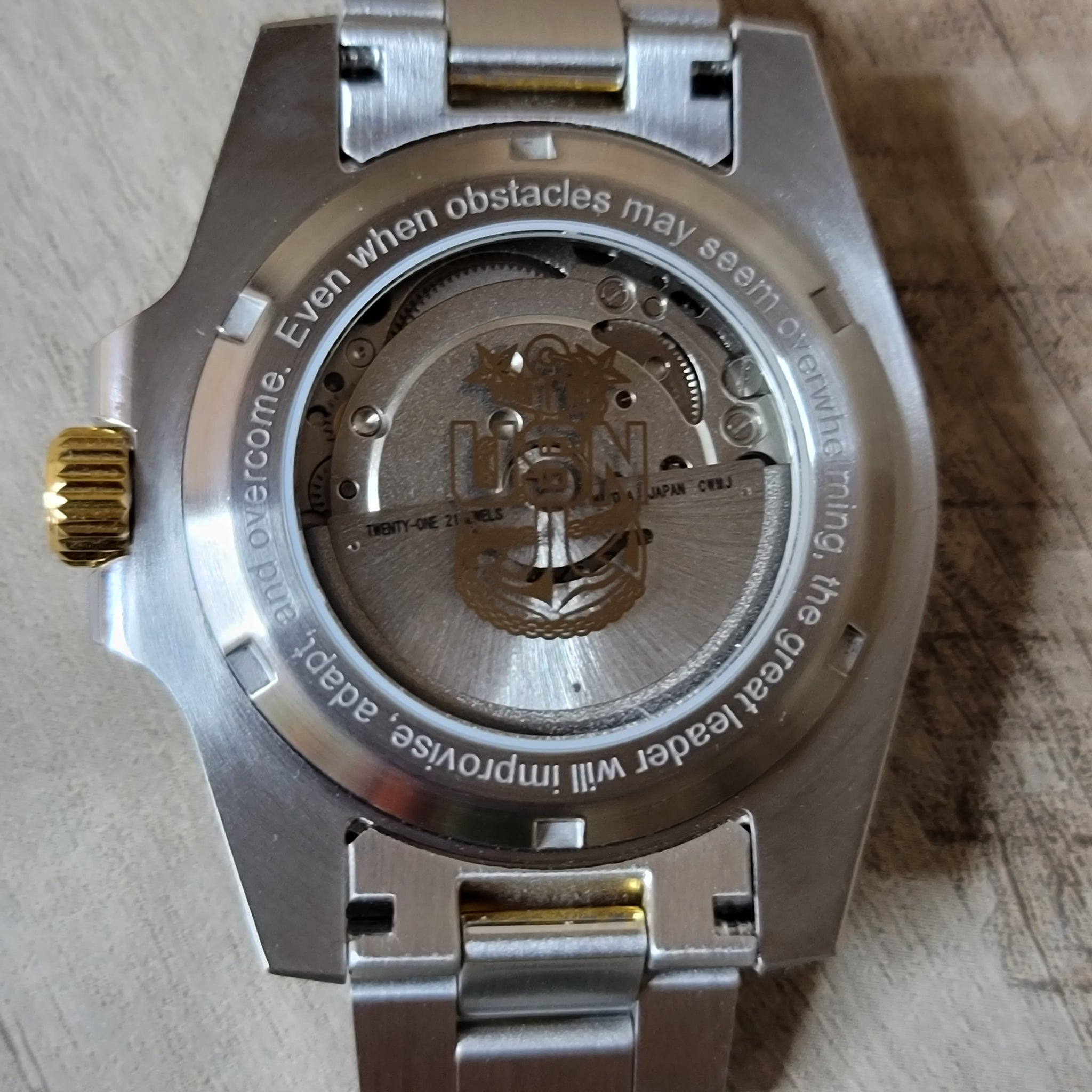 Twin Screws – Tenacity Watches